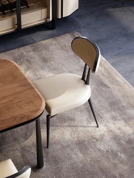 Легкий роскошный обеденный стул, современный простой повседневный стул для гостиной, обеденный стул премиум-класса, дизайнерский стул со спинкой